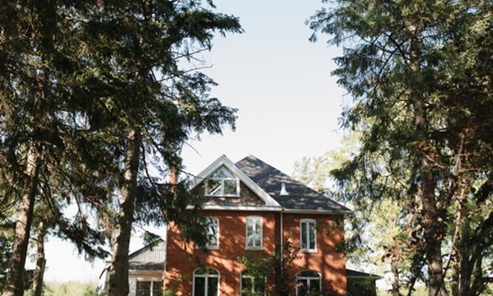 Country Vacation Home on 10 Picturesque Acres 