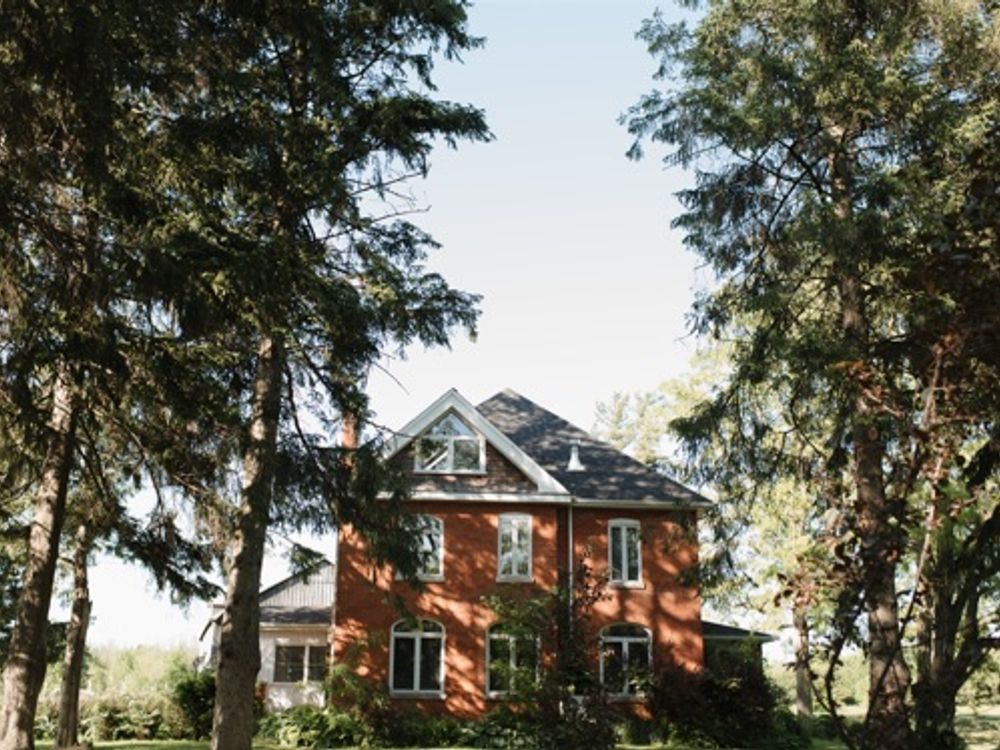 Country Vacation Home on 10 Picturesque Acres  — image 1