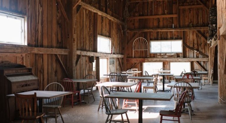 Country Vacation Home on 10 Picturesque Acres 