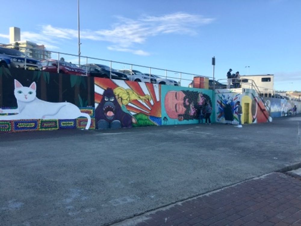 Bondi Beach Graffiti & Mural Wall — image 1