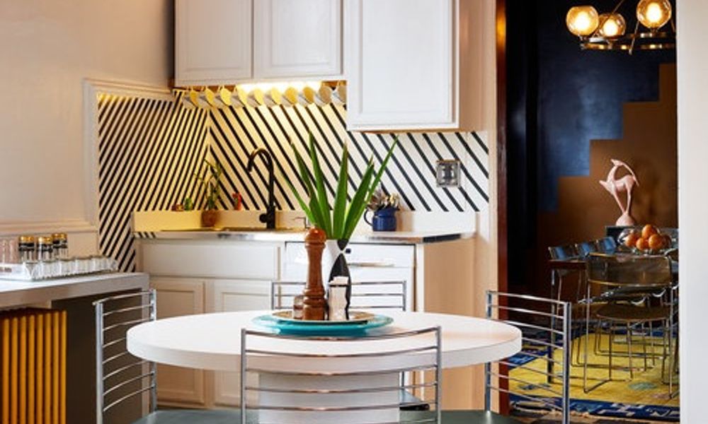 1980s  Deco Dreamscape 