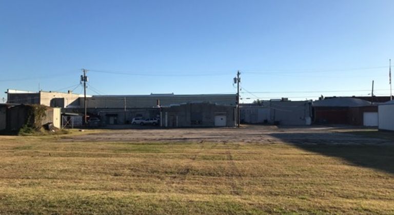 Downtown wagoner ok