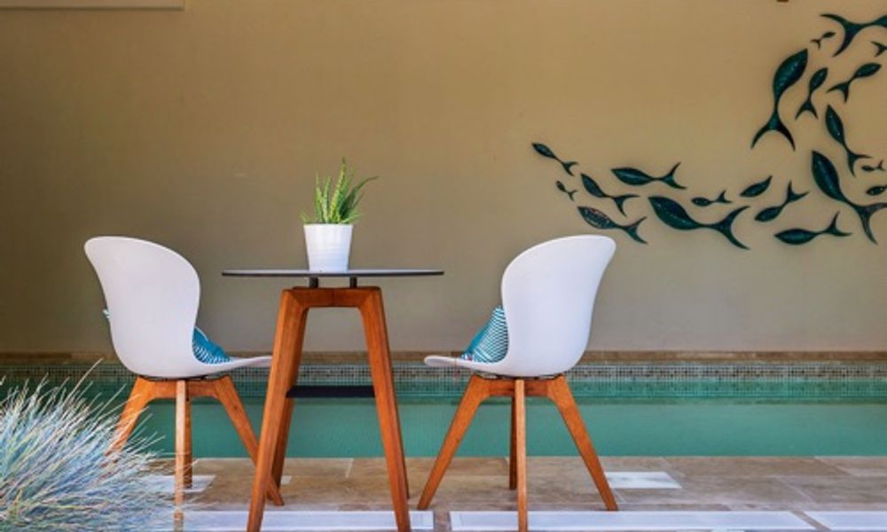 Eco location house indoor pool Woking 24 mins London,