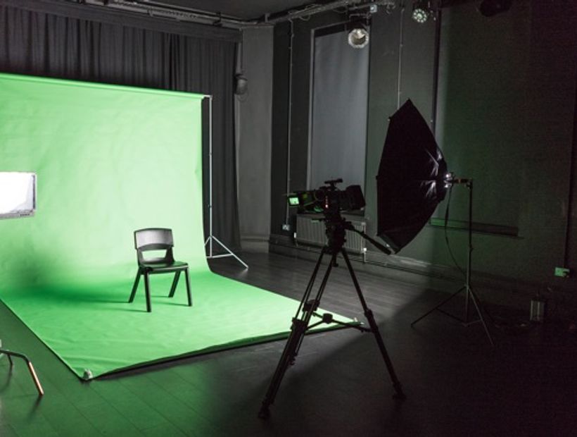 Black-out Studio 4