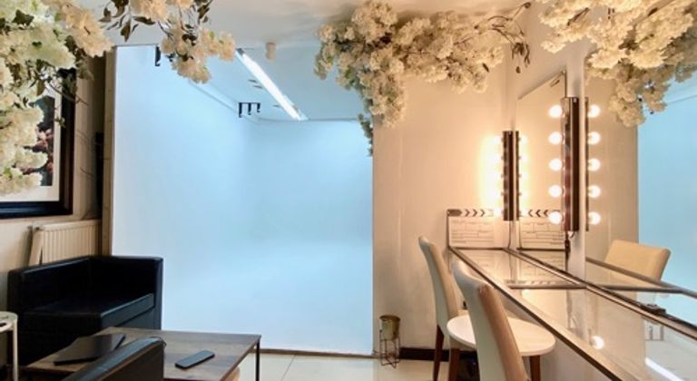 EL AGENCY | STUDIO - **OLD DESIGN** CHECK NEW LISTING