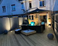 London Outside Terrace Area 2