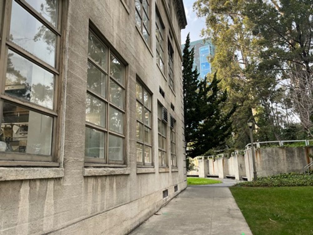 Back of old building — image 1