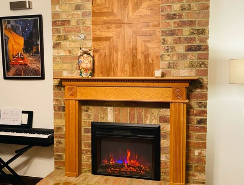 Large Lounge in Harrow. Beautiful fireplace 3