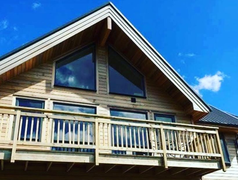 Canadian Style Lodge & Farm Retreat 5