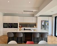 Bright & Spacious Home with Open Plan Kitchen & Large Garden in North London 2