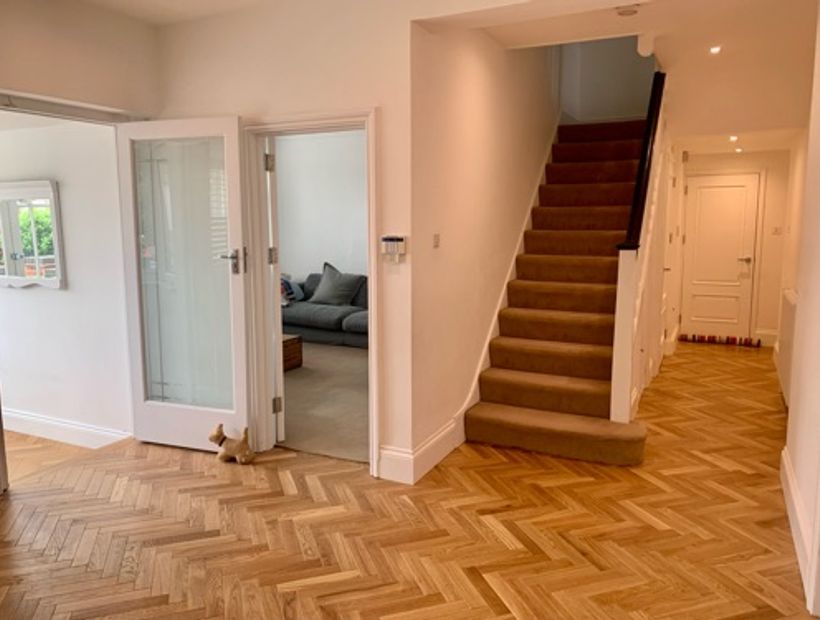 Bright & Spacious Home with Open Plan Kitchen & Large Garden in North London 4
