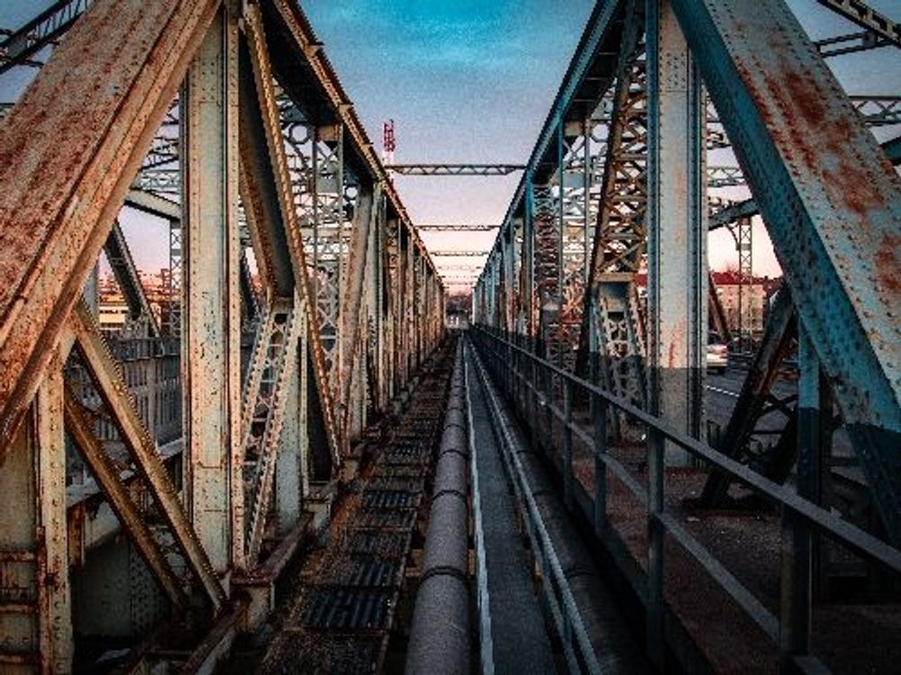 Gubacsi híd/bridge — image 1